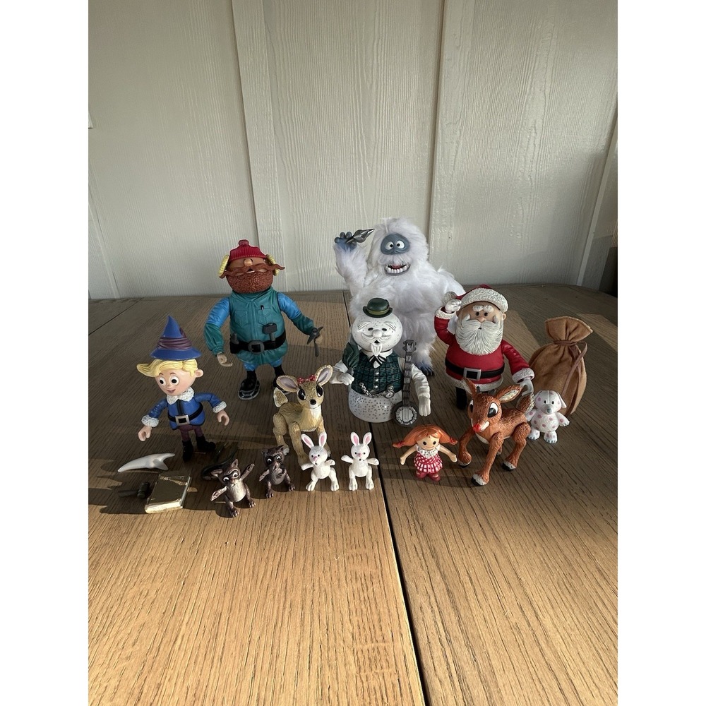 Rudolph and The Island of Misfit Toys 2001 LOT 7 NOS Figures Complete Set